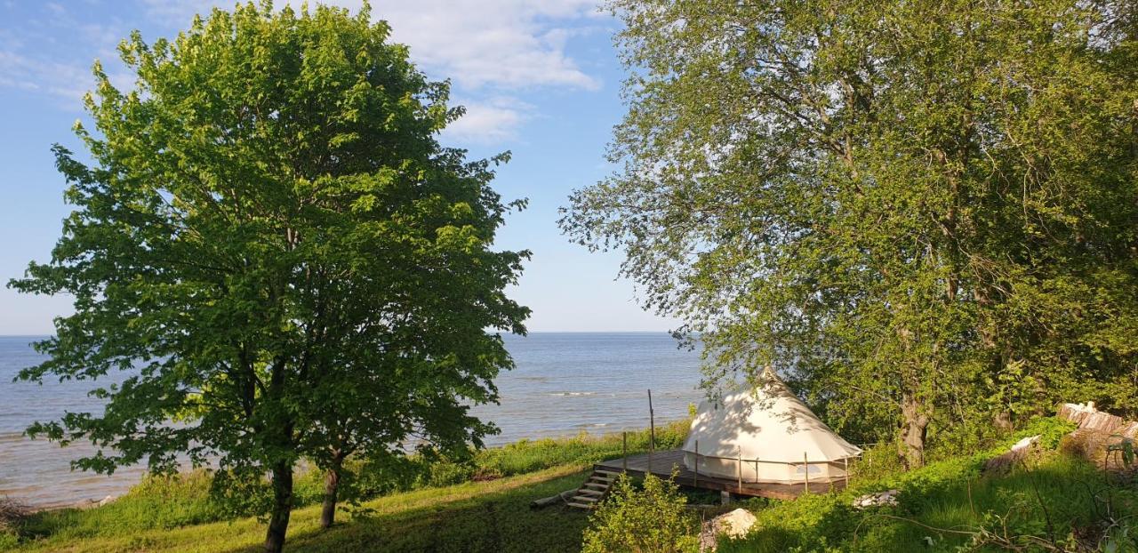 Mereaeaere Glamping Ja Rannamaja * Liimala