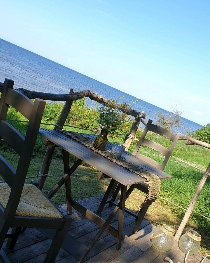 Mereaeaere Glamping Ja Rannamaja