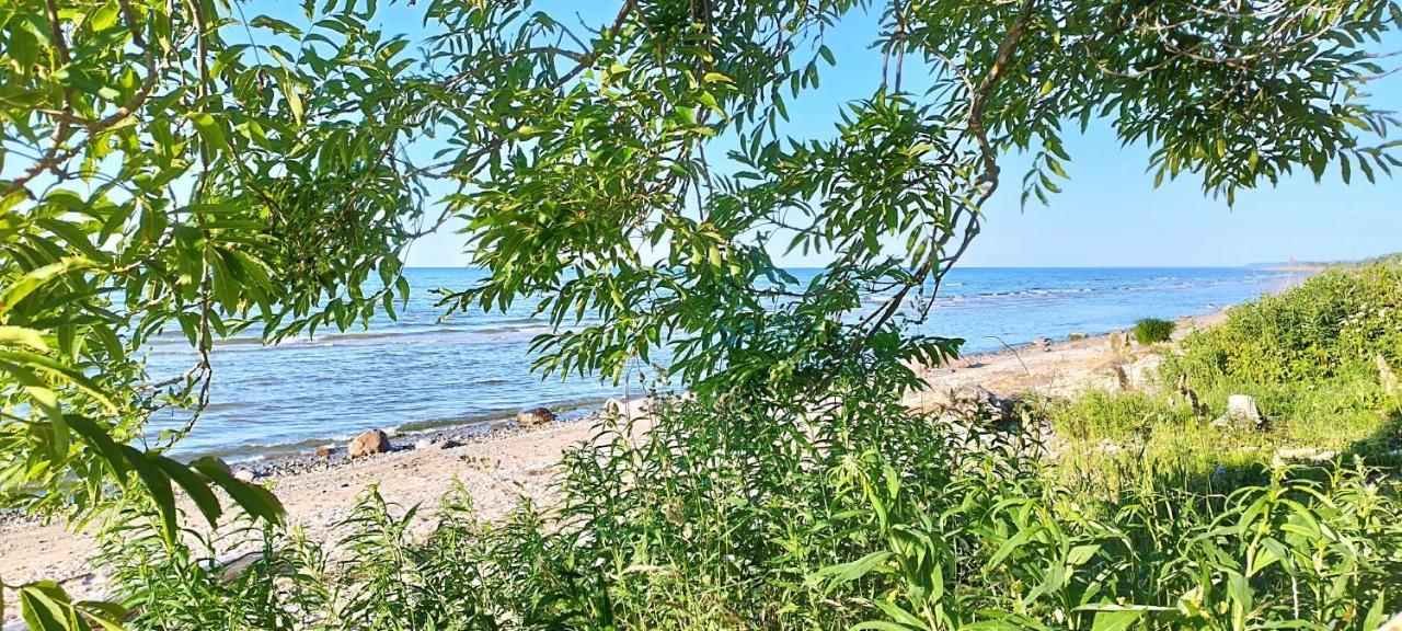 Luxury tent Mereaeaere Glamping Ja Rannamaja
